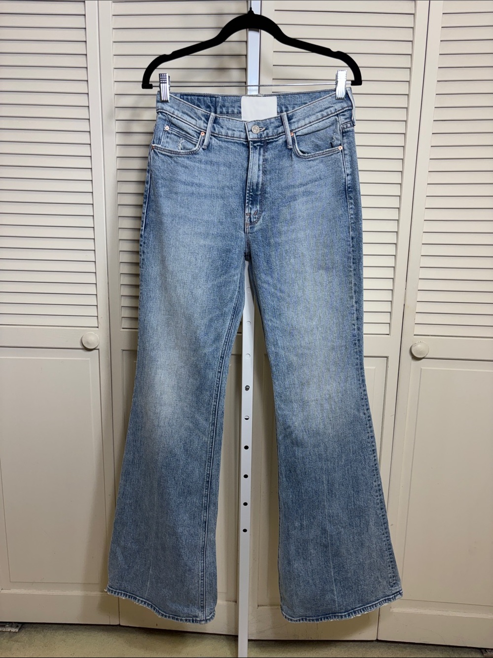 MOTHER Light Blue Doozy Flare Stretch Jeans 15 Minutes of Fame Size 28